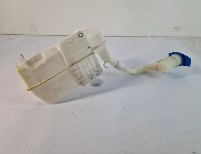 VOLKSWAGEN Jetta 6 generation (2010-2018) Vindusspylertank 5C6955453Q,5C6955453R,5C6955453S 32797337