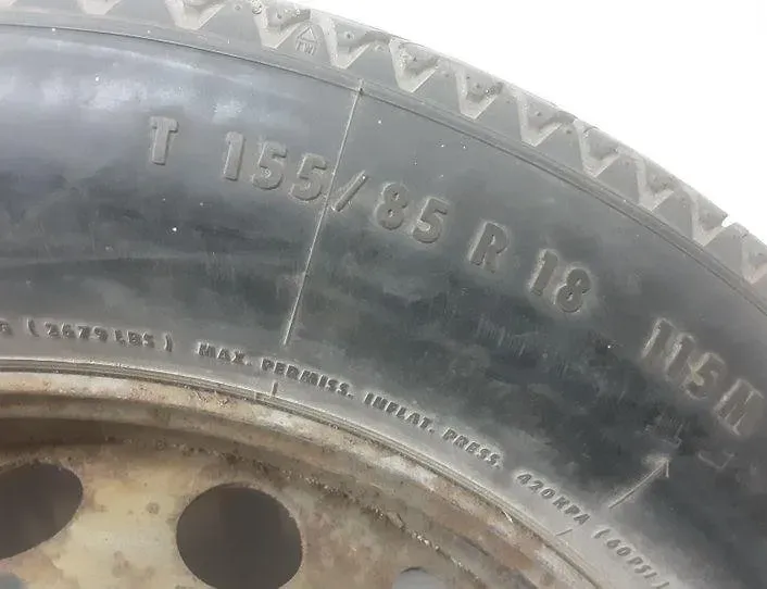 VOLVO XC90 1 generation (2002-2014) Reservehjul 30647175 20549939