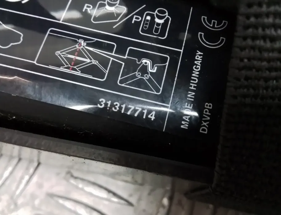 VOLVO XC90 1 generation (2002-2014) Reservehjul 27803118