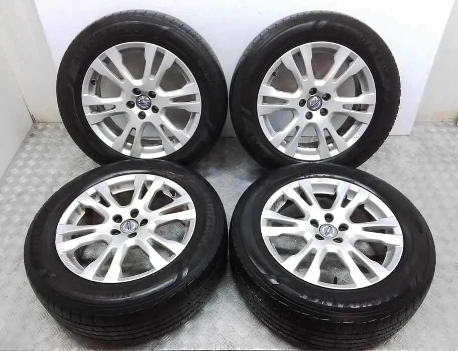 VOLVO XC90 1 generation (2002-2014) Hjulsett 31200686 27842635