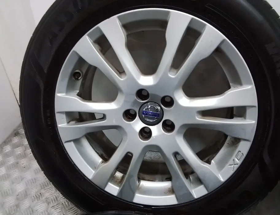 VOLVO XC90 1 generation (2002-2014) Hjulsett 31200686 27842635