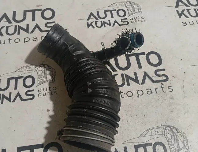 TOYOTA Corolla Verso 1 generation (2001-2009) Lufttilførselsslangerør 17880-0R010 34984986