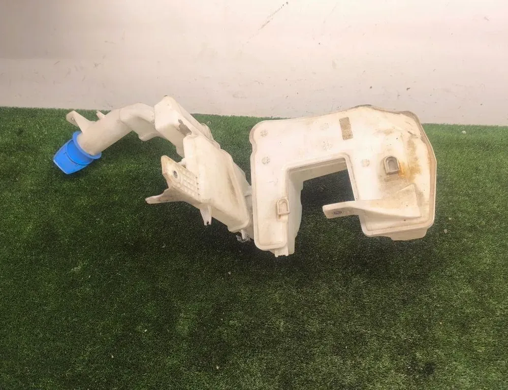 VOLKSWAGEN Passat B7 (2010-2015) Vindusspylertank 3AA955453 34246288