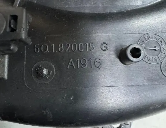 VOLKSWAGEN Polo 4 generation (2001-2009) Interiørvarmer 6Q1820015,6Q1820015C,6Q1819015J,6Q2820015H,A1916,6Q1820015G,6R1819015,6R1819015A,6Q1820015H,6Q1820015E,6Q1820015B 34014080