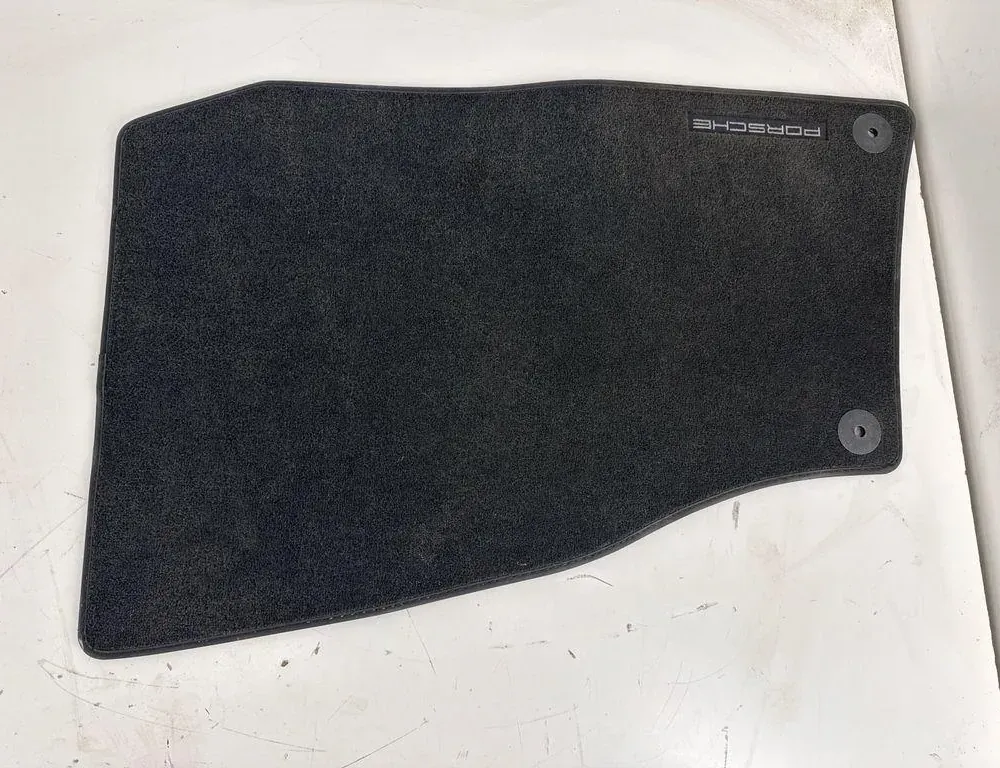 PORSCHE Cayenne 958 (2010-2018) Gulvmattesett 3C0864523 34985125