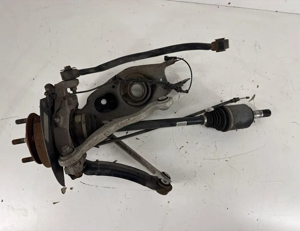 DODGE Charger LD (2010-2024) Høyre bakre hjulnav 68210633AA 34986393