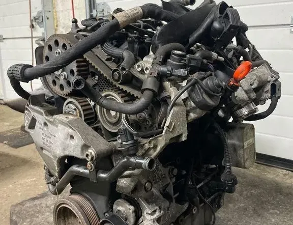 VOLKSWAGEN Passat B7 (2010-2015) Motor CFG 34973184