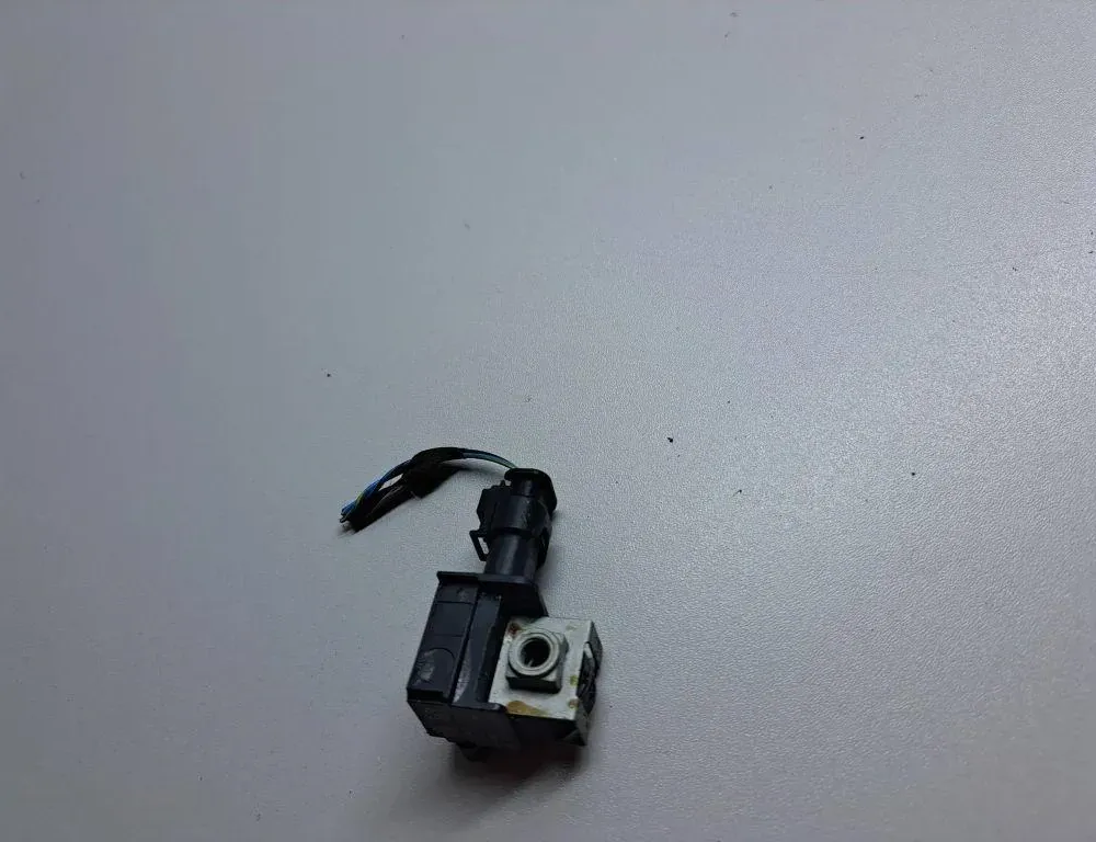 BMW 5 Series F10/F11 (2009-2017) Slagsensor på venstre side 9224177,130803,02946 34979311