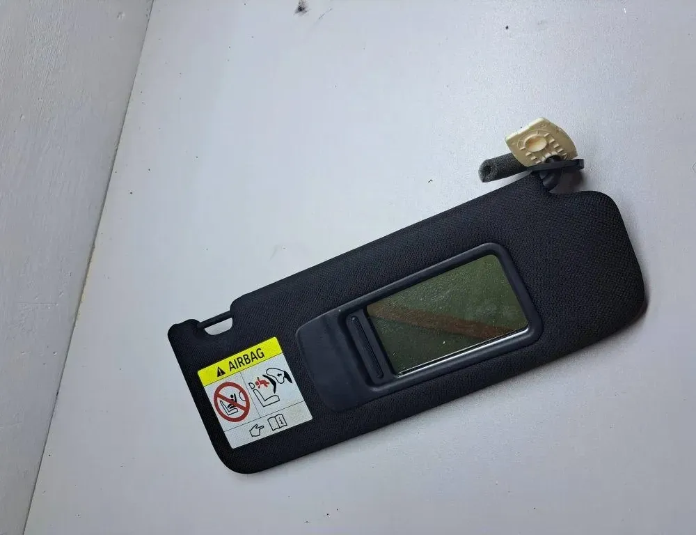 BMW 5 Series F10/F11 (2009-2017) Høyre solskjerm 34982777