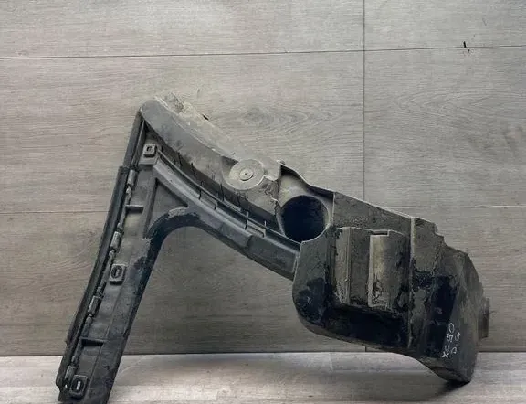 VOLVO XC90 1 generation (2002-2014) Bakre høyre støtfangerbrakett 08620567,1125 34974174