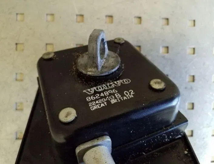 VOLVO XC90 1 generation (2002-2014) Reservehjulfeste 8624896 26062052