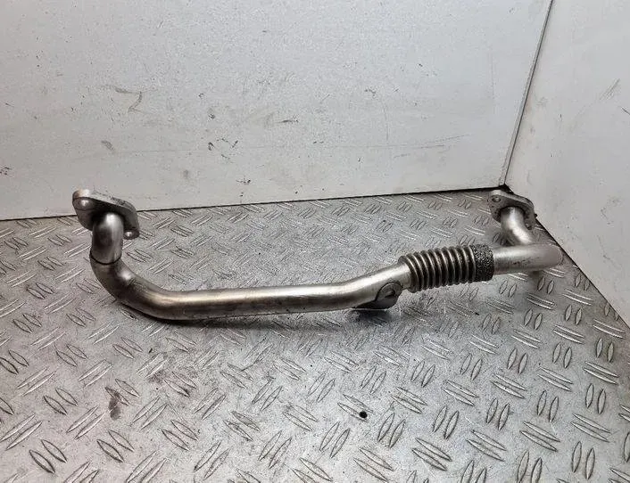 VOLKSWAGEN Tiguan 1 generation (2007-2017) EGR-rør 03L131521 24179565