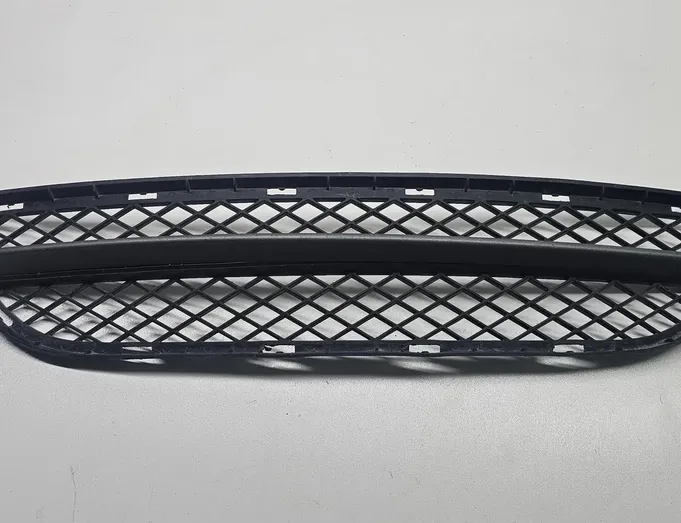 BMW 3 Series E90/E91/E92/E93 (2004-2013) Frontstøtfanger Nedre Grill 51117134074 34985132