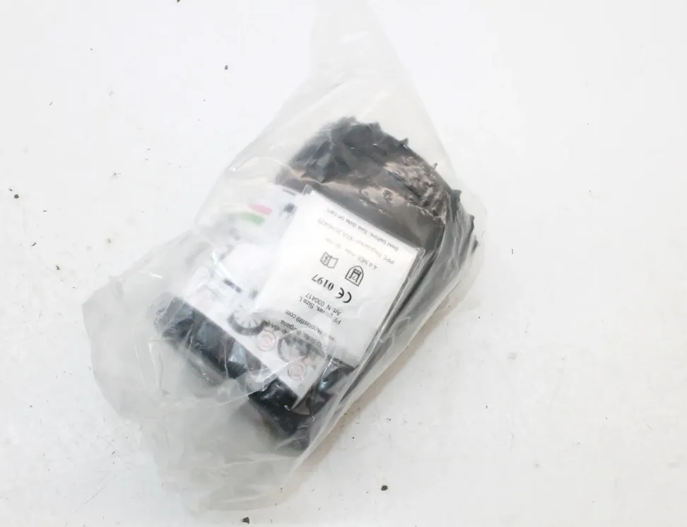 MERCEDES-BENZ Dekk kompressor A0005848515,A0005832205 34974630