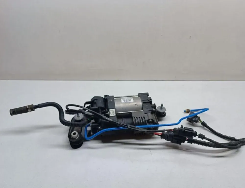 PORSCHE Cayenne 958 (2010-2018) Suspensjonskompressor 7P0616006F 33689227