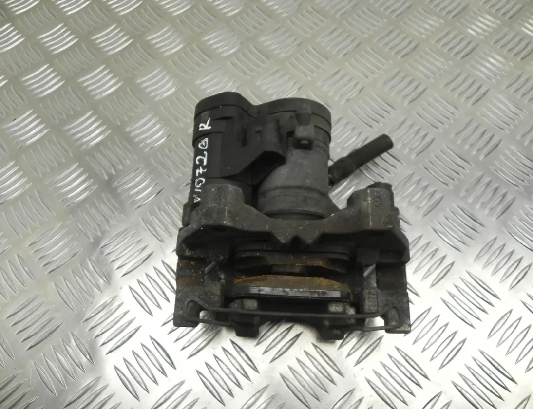 VOLKSWAGEN T-Roc 1 generation (2017-2024) Bremsecaliper venstre bak 5Q0615405ER 23473313