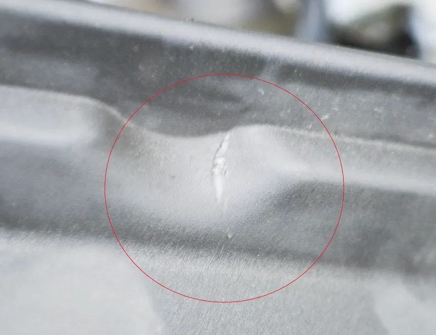 FIAT 500X 1 generation (2014-2024) Høyre side deksel til sideskjørt i plast 735572237 21357089