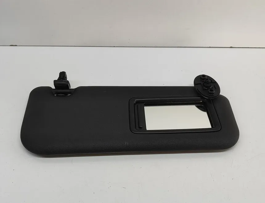 TOYOTA Yaris Cross 1 generation (2020-2023) Høyre solskjerm 74310-K0060,74310-K0060-C0 29564244