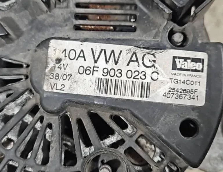 VOLKSWAGEN Passat B6 (2005-2010) Dynamo 2542695F,06F903023C,407367341 34683488