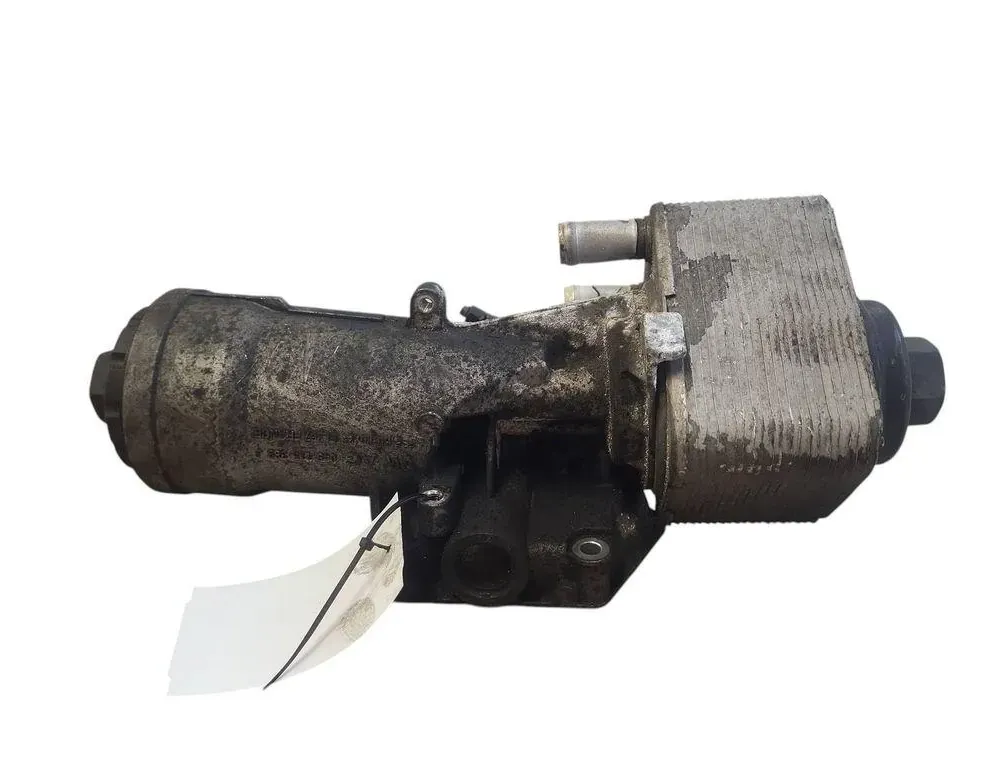 VOLKSWAGEN Passat B6 (2005-2010) Oljefilterhus 045115389J 34985822