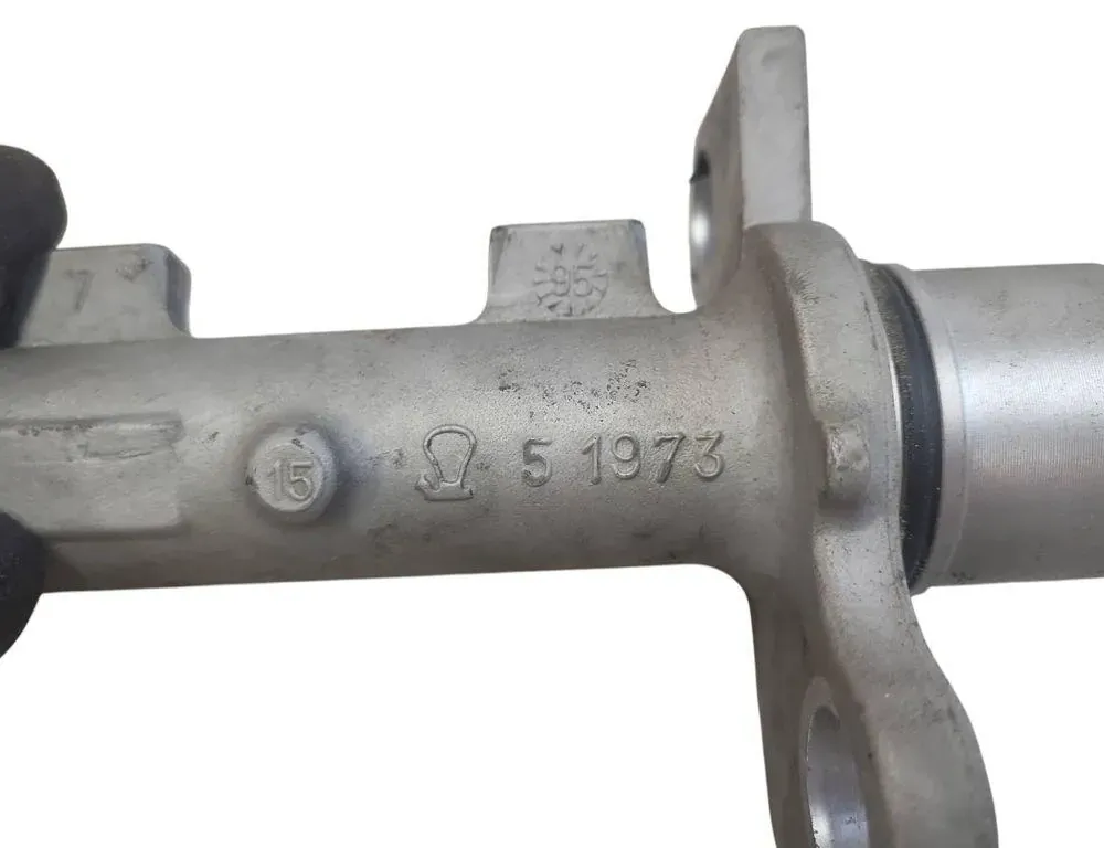 AUDI A4 B5/8D (1994-2001) Bremsesylinder 34985134