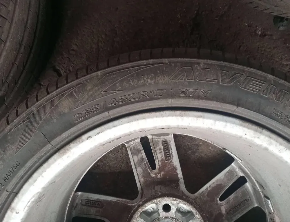 VOLVO S60 2 generation (2010-2020) Bakre høyre terskel Trim 31381412 33138622