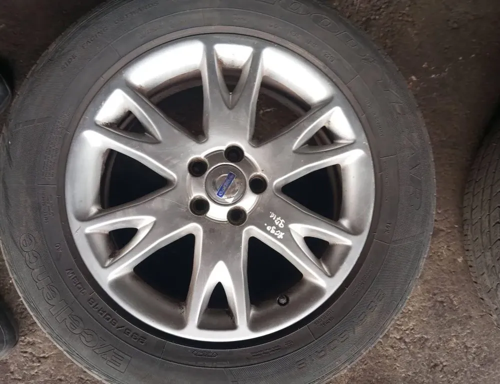 VOLVO XC60 Bakre høyre terskel Trim 30748436 33139568