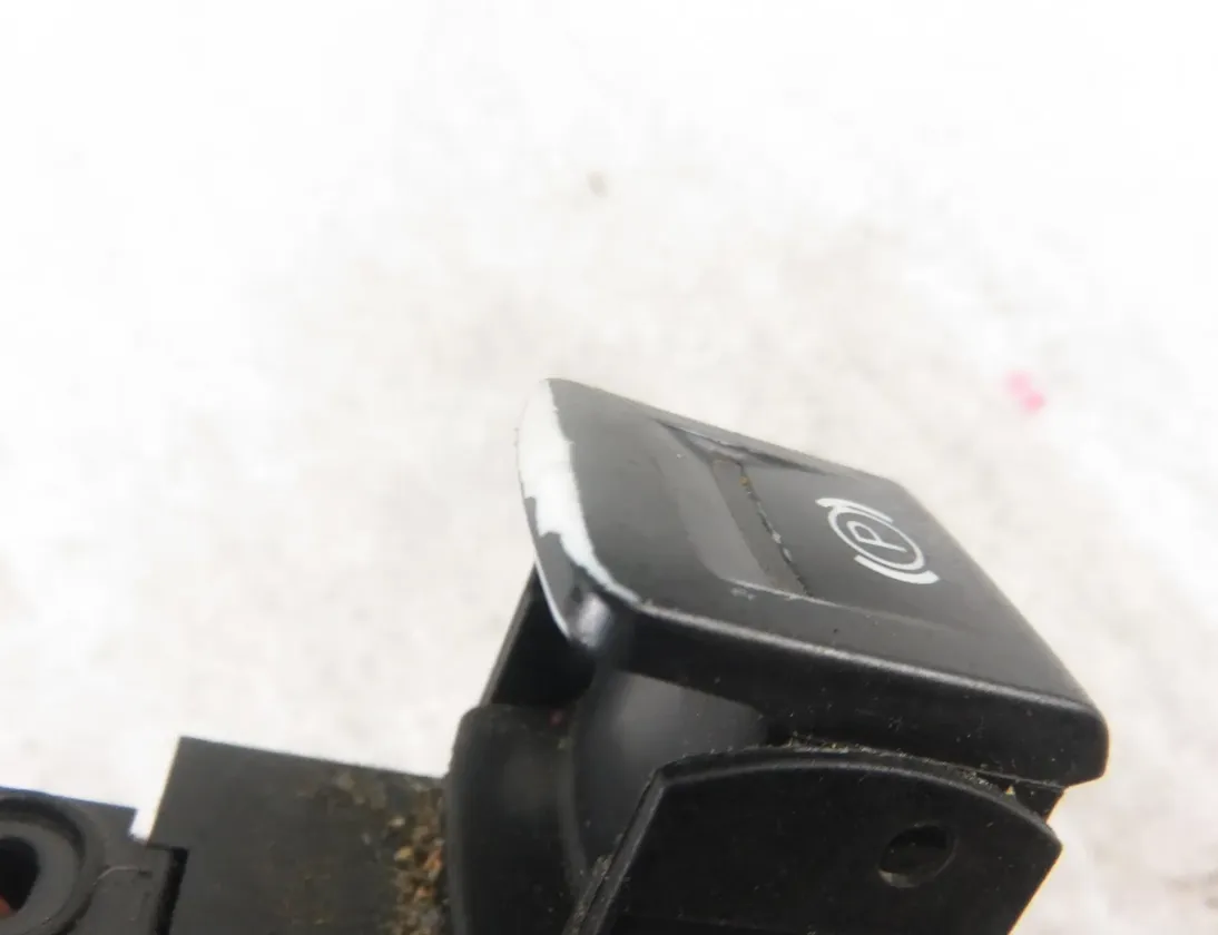 AUDI A6 C6/4F (2004-2011) Håndbremsknapp 4F1927225 28394319