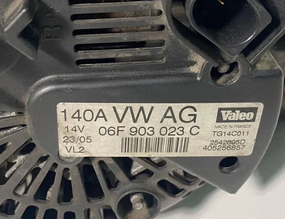 SEAT Altea 1 generation (2004-2013) Dynamo 06F903023C 30673249