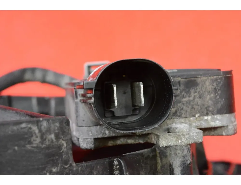 FORD Focus 2 generation (2004-2011) Diffuservifte 8V61-8C607-EB 34984736