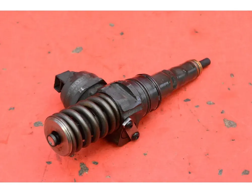 AUDI A4 B6/8E (2000-2005) Drivstoffinjektor 0414720214 34984843