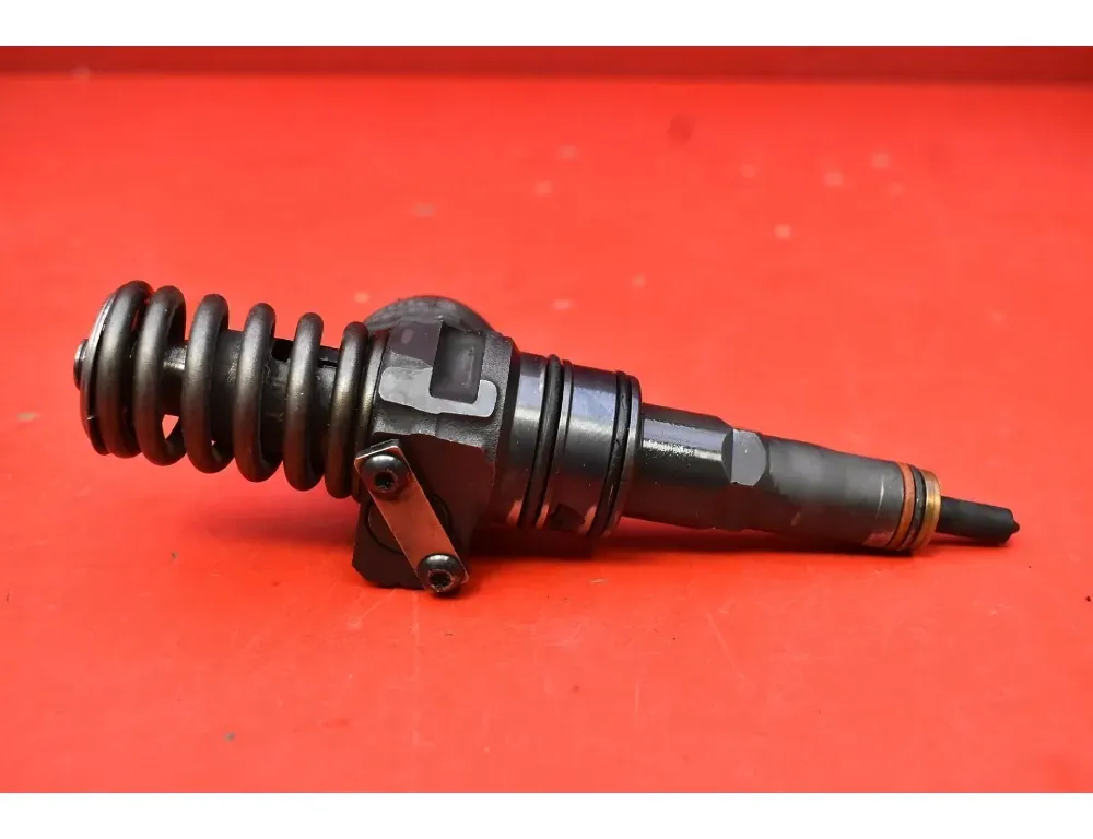 AUDI A4 B6/8E (2000-2005) Drivstoffinjektor 0414720214 34984846