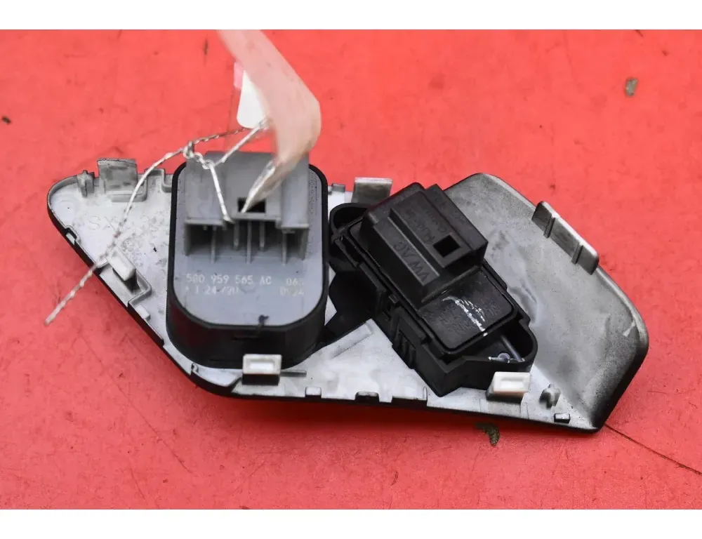 VOLKSWAGEN Golf 8 generation (2019-2023) Bryter for speiljustering 5G0959565AC 34984636