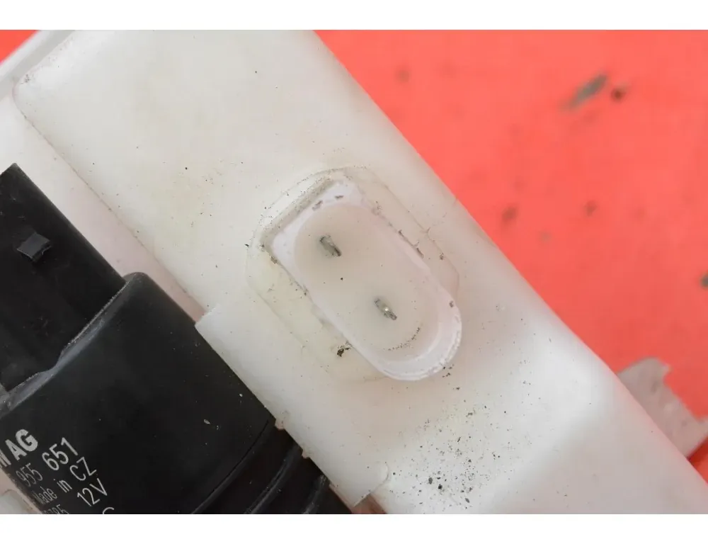 VOLKSWAGEN Passat B7 (2010-2015) Vindusspylertank 3AA955453G 34950246