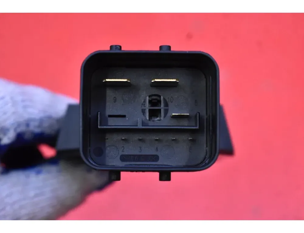 SKODA Fabia 3 generation (2014-2021) Kjølevæskevifte relé 5J0919506 34984911