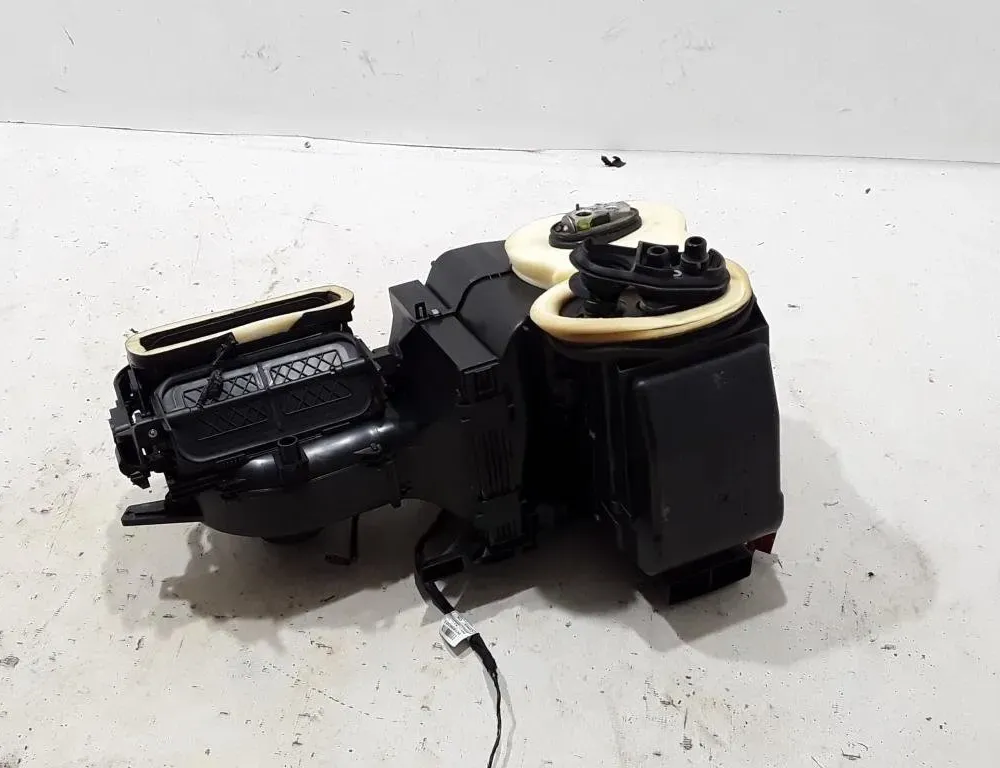 AUDI A1 8X (2010-2020) Interiørvarmer 8X1820003D 21053783