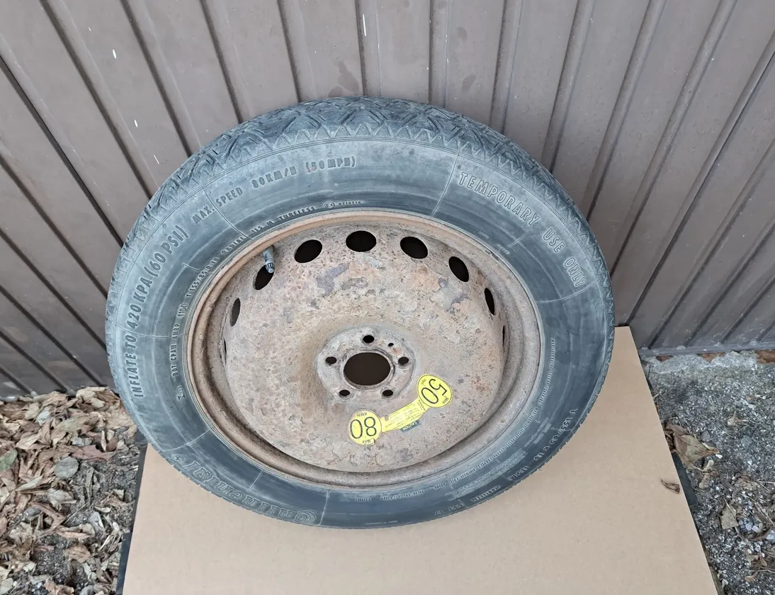 VOLVO XC90 1 generation (2002-2014) Reservehjul 8638383,30647175 34751978