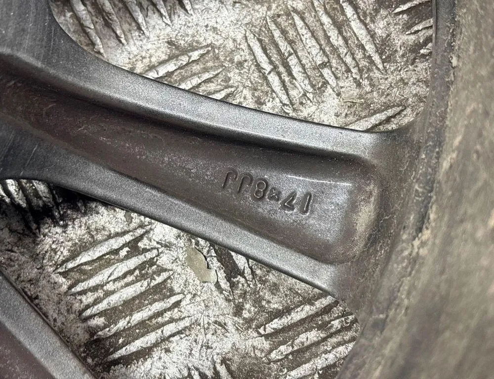 LEXUS IS XE20 (2005-2013) Hjul 34961561