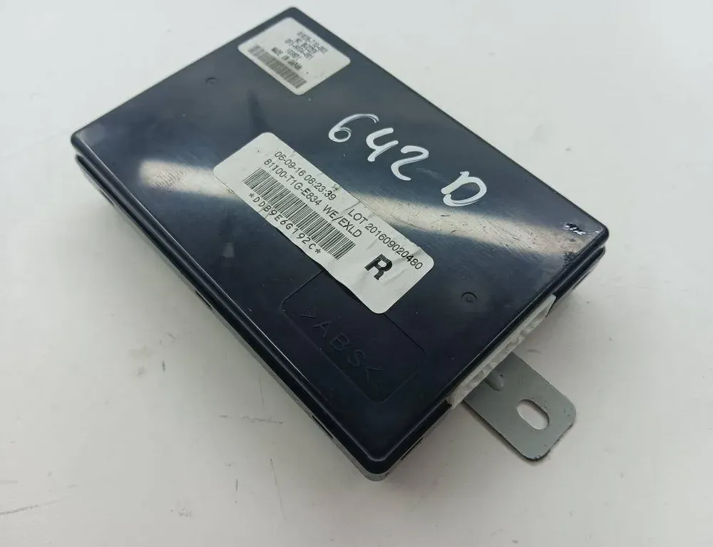 HONDA CR-V 4 generation (2012-2019) Andre kontrollenheter 81100T1GE834 34794513