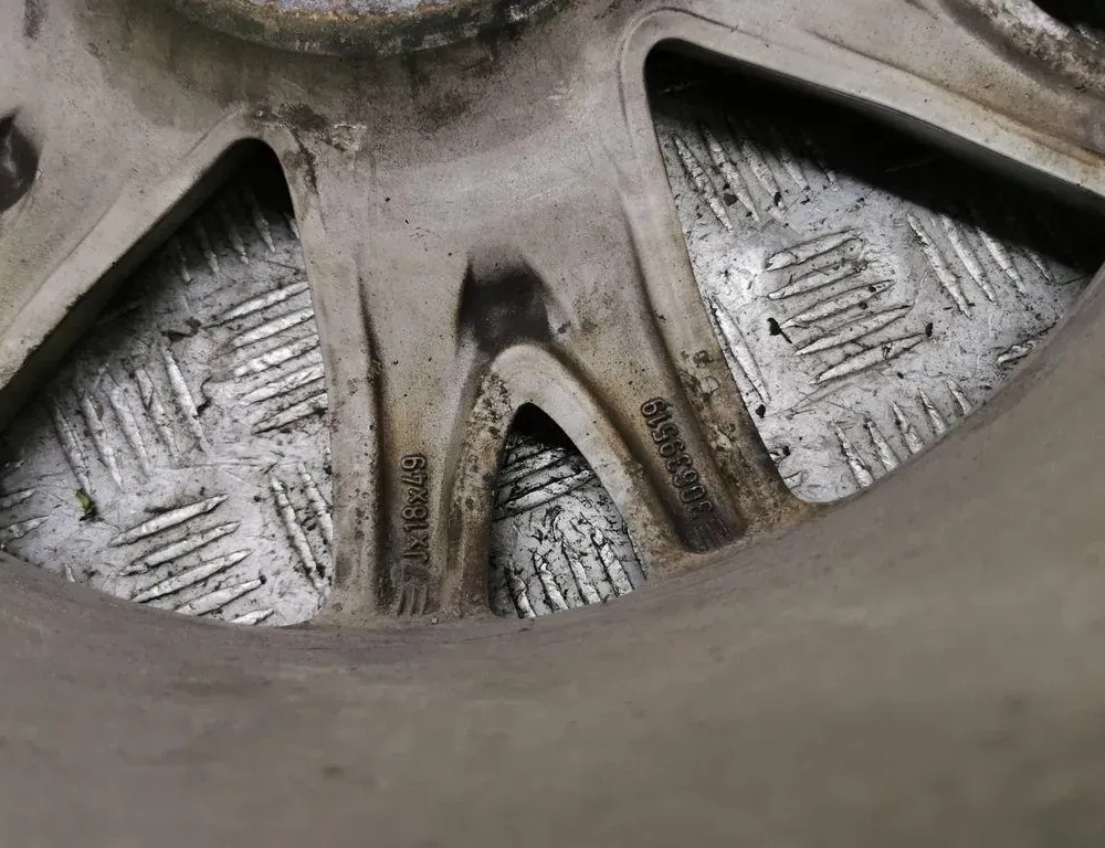 VOLVO XC90 1 generation (2002-2014) Hjul 30639519 34798956