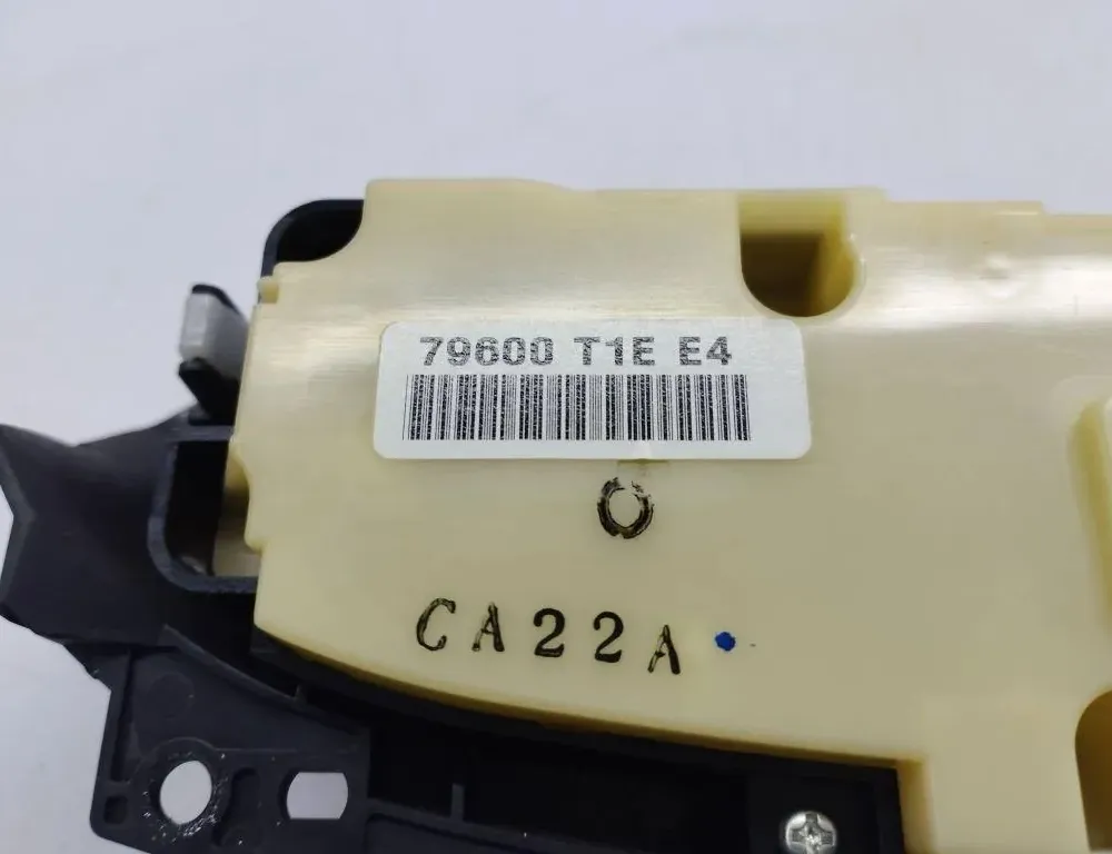 HONDA CR-V 4 generation (2012-2019) Andre kontrollenheter 79600T1EE4 34794681