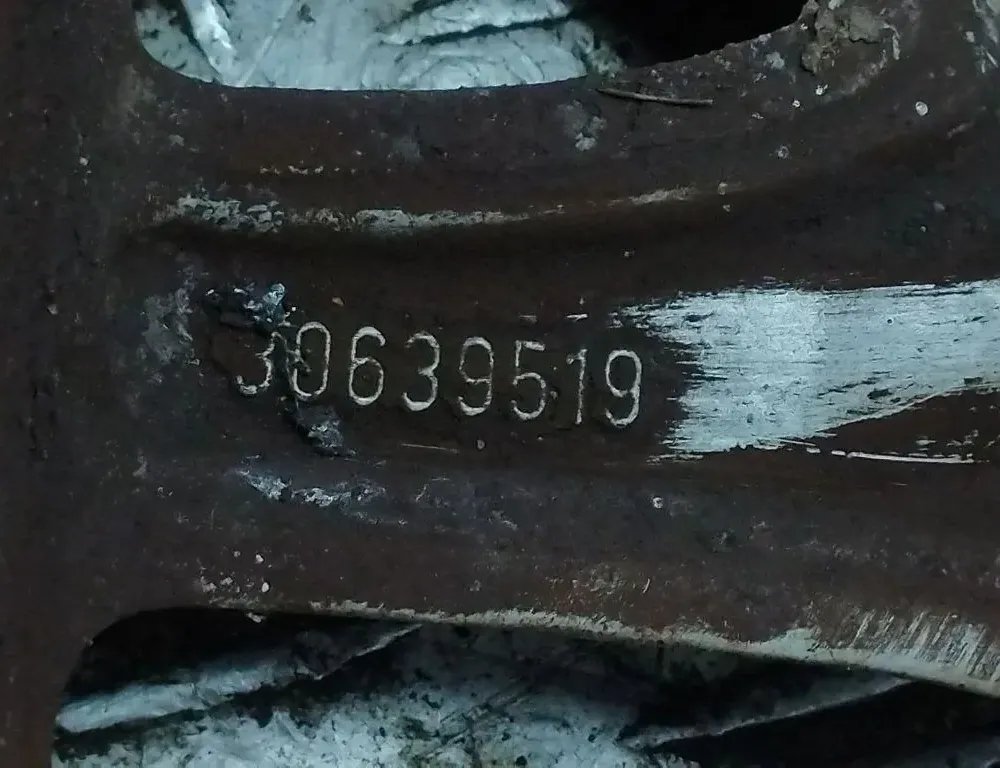 VOLVO XC90 1 generation (2002-2014) Hjulsett 30639519 34941265