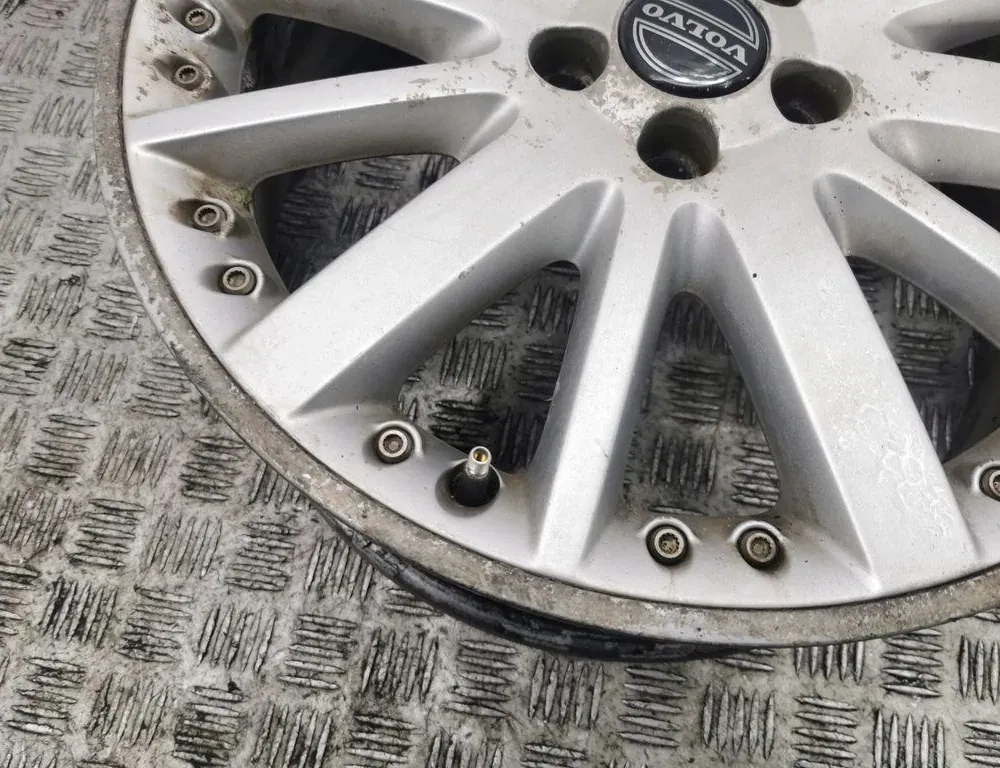 VOLVO XC90 1 generation (2002-2014) Hjulsett 8694443 34942435