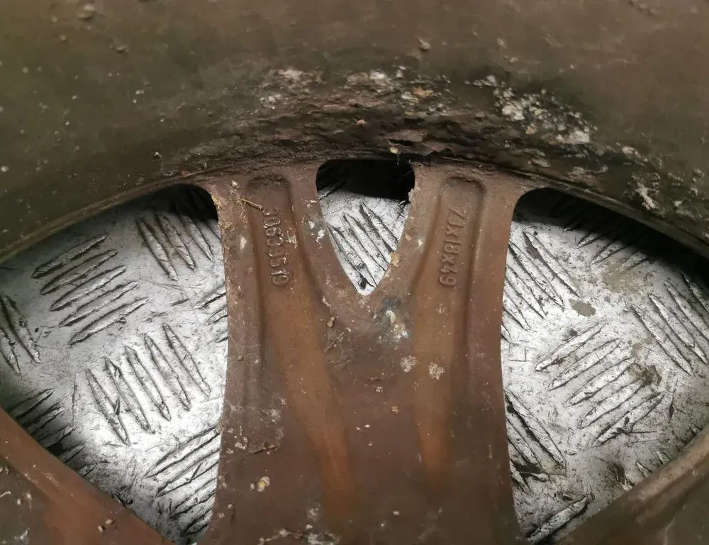 VOLVO XC90 1 generation (2002-2014) Hjul 30639519 34794108