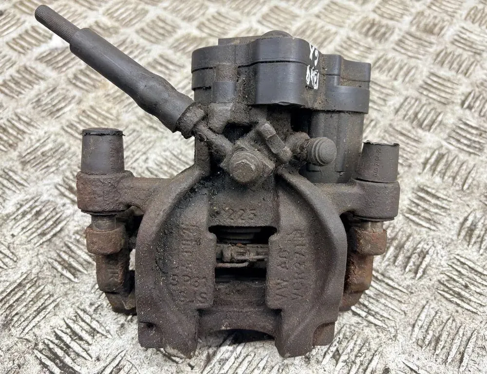 SEAT Ateca 1 generation (2016-2024) Bremsecaliper venstre bak 5Q0615405ER 34469431