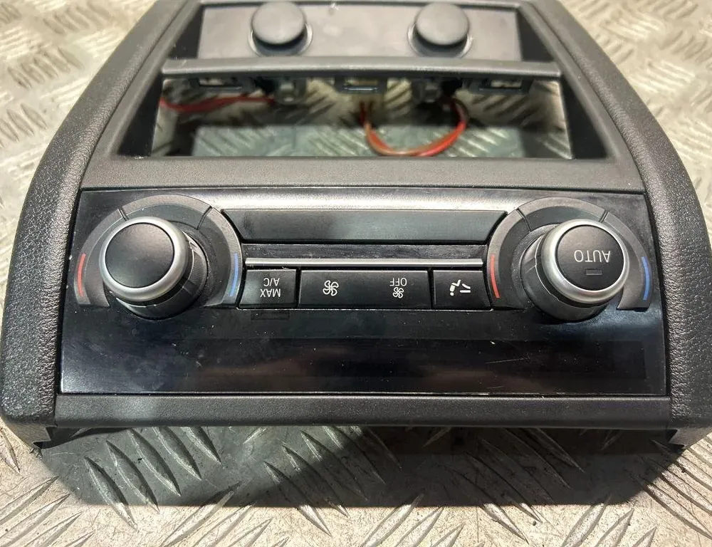 BMW X5 F15 (2013-2018) Andre kontrollenheter 9332028 34985181