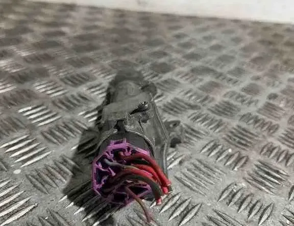 VOLKSWAGEN Golf 4 generation (1997-2006) Tenningslås 1J0419959A,4B0905851C,4B0905851F,4B0905851B 32461765