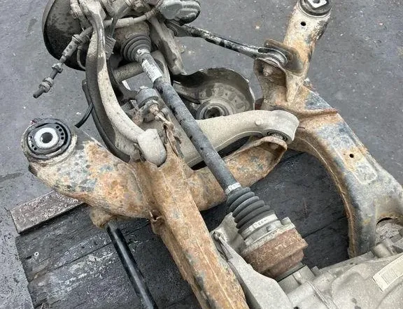 AUDI Q5 8R (2008-2017) Bakre underramme 34985066