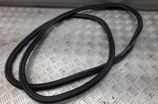 AUDI Q5 8R (2008-2017) Front venstre dørpakning gummi 8R0831721F 23992545