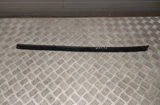 AUDI Q5 8R (2008-2017) Forre høyre dørpakning gummi 80A837480,80A837479 33431212